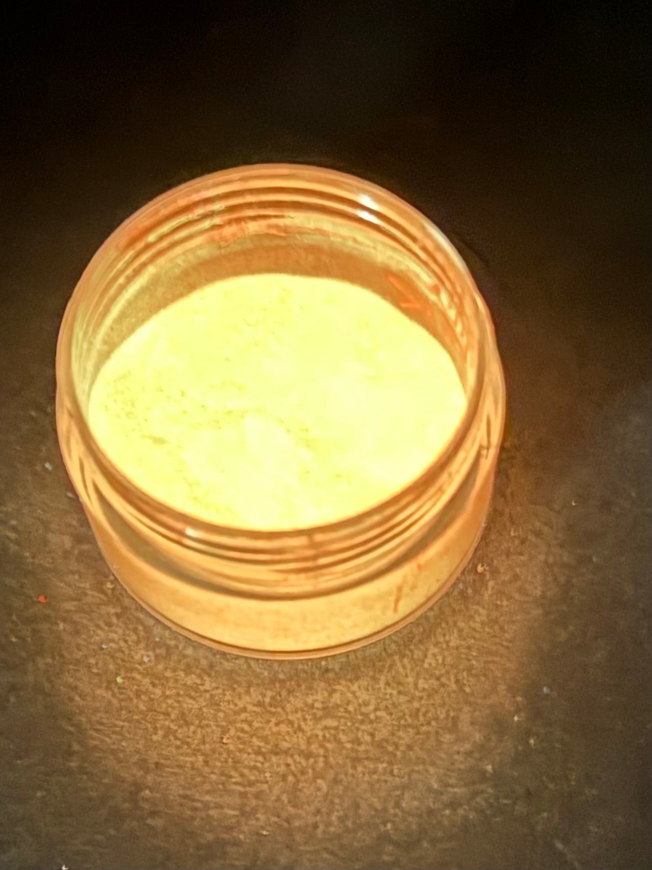 Orange/red Luminous glow powder